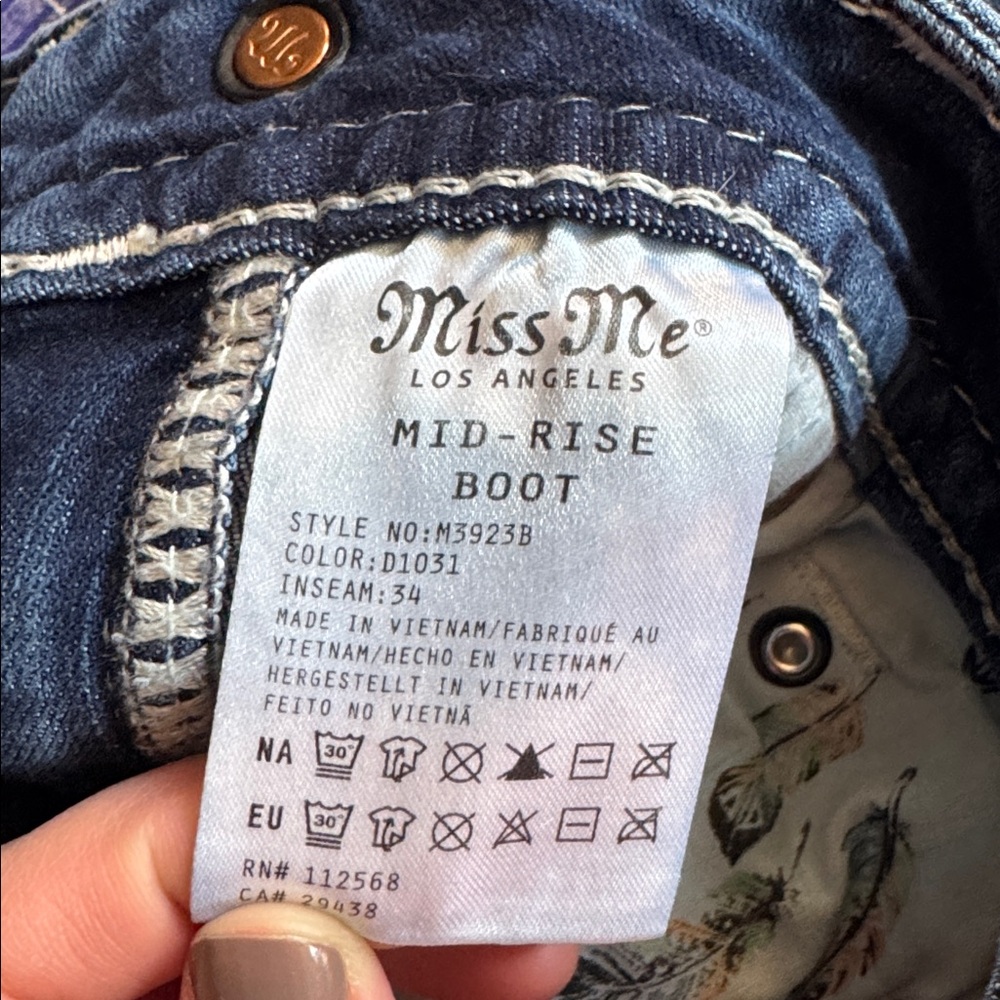 Miss Me Dark Blue Denim Jeans Mid-Rise Boot Size 25 - Picture 13 of 15